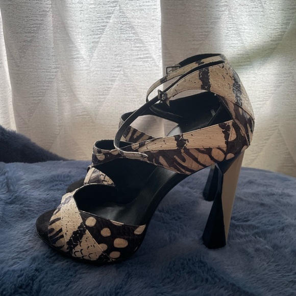 Designer shoes for women - Picture 7 of 7